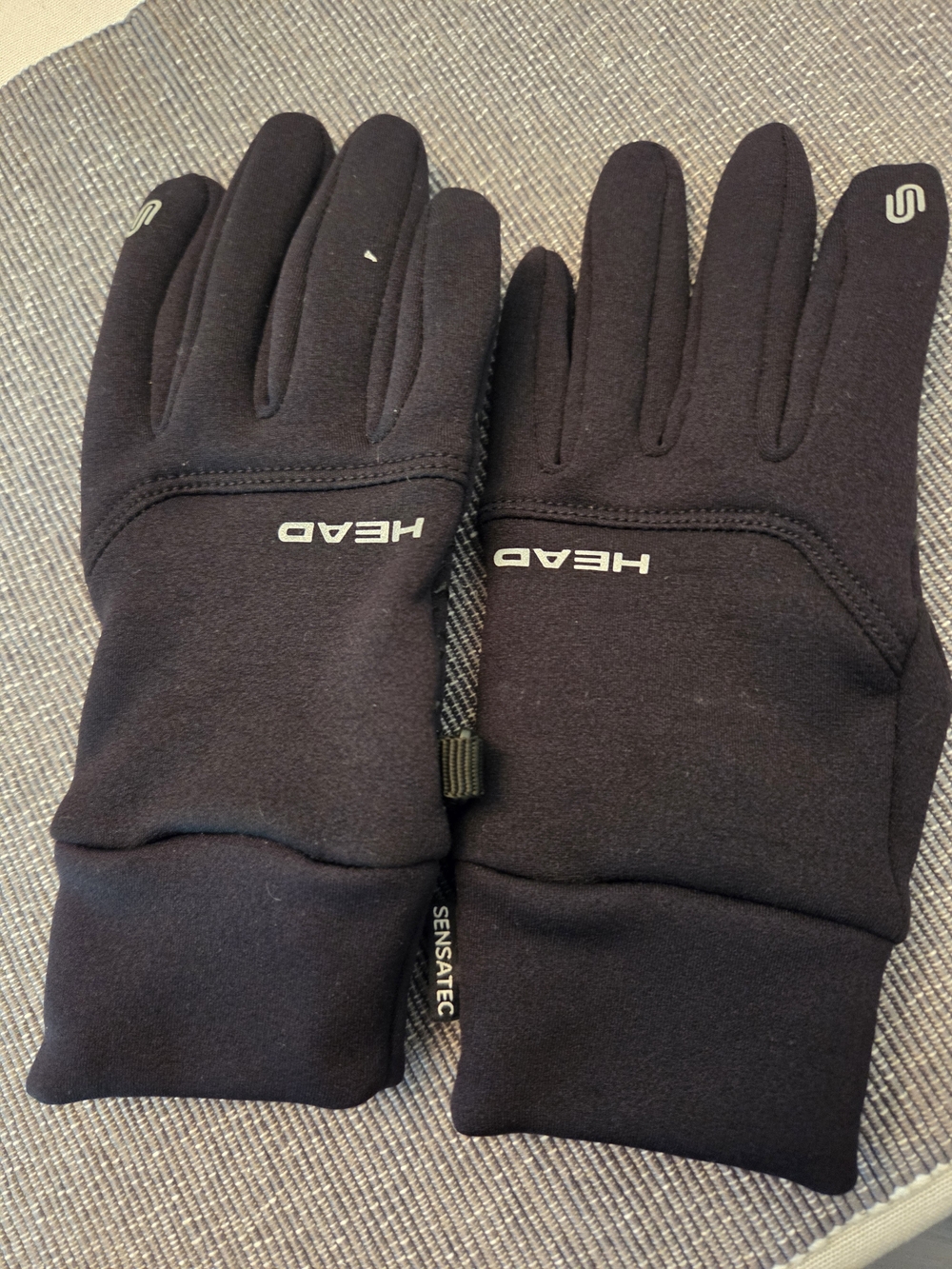 HEAD Black Athletic Gloves